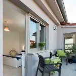 아파트 Sunsplash 풀라